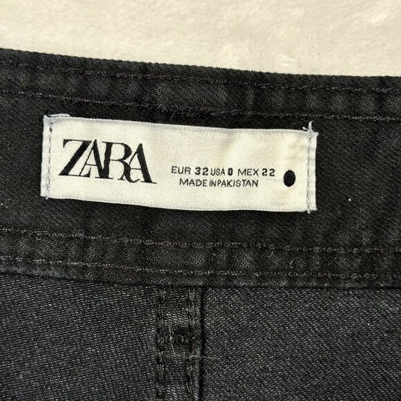Zara Womens Wide-Leg Raw Hem Jeans Size 0 High Rise Trendy Streetcore Denim - Picture 4 of 9